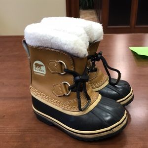 Kids Sorel boots - size 10, Like New